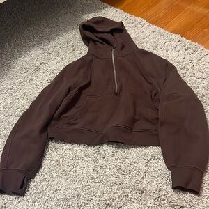 Woman’s Lululemon scuba hoodie!!